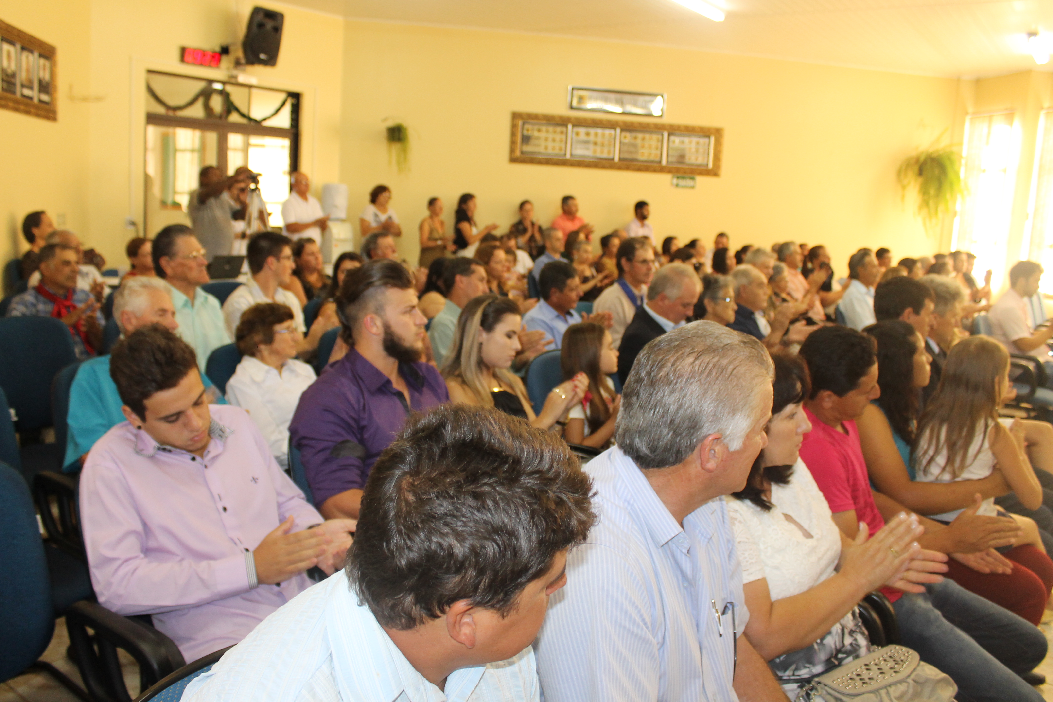 Arquivo: Fotos Cerimonial Posse eleitos e Sessão Escolha Mesa Diretora