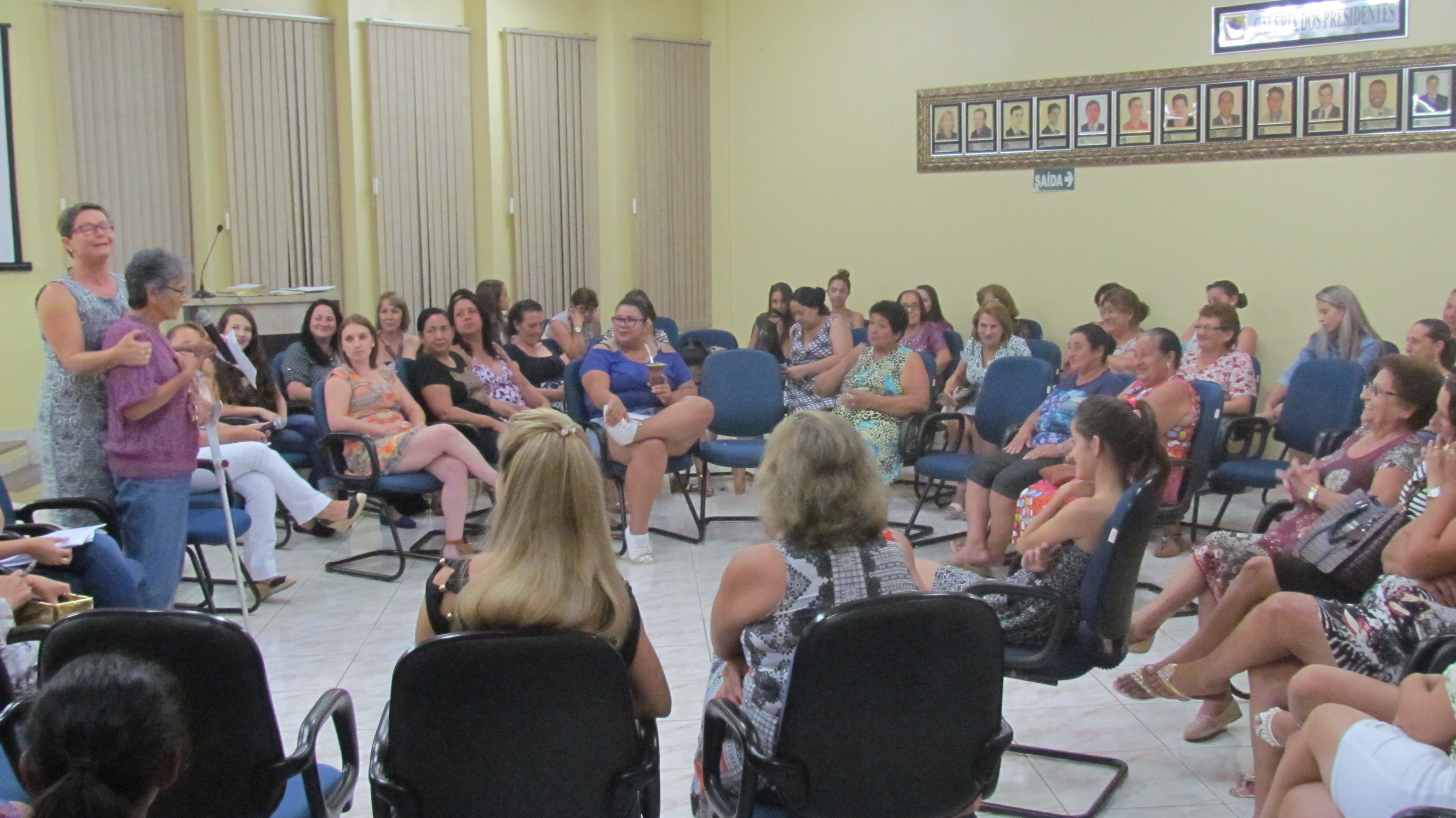 Mesa Redonda – Mulheres em Pauta