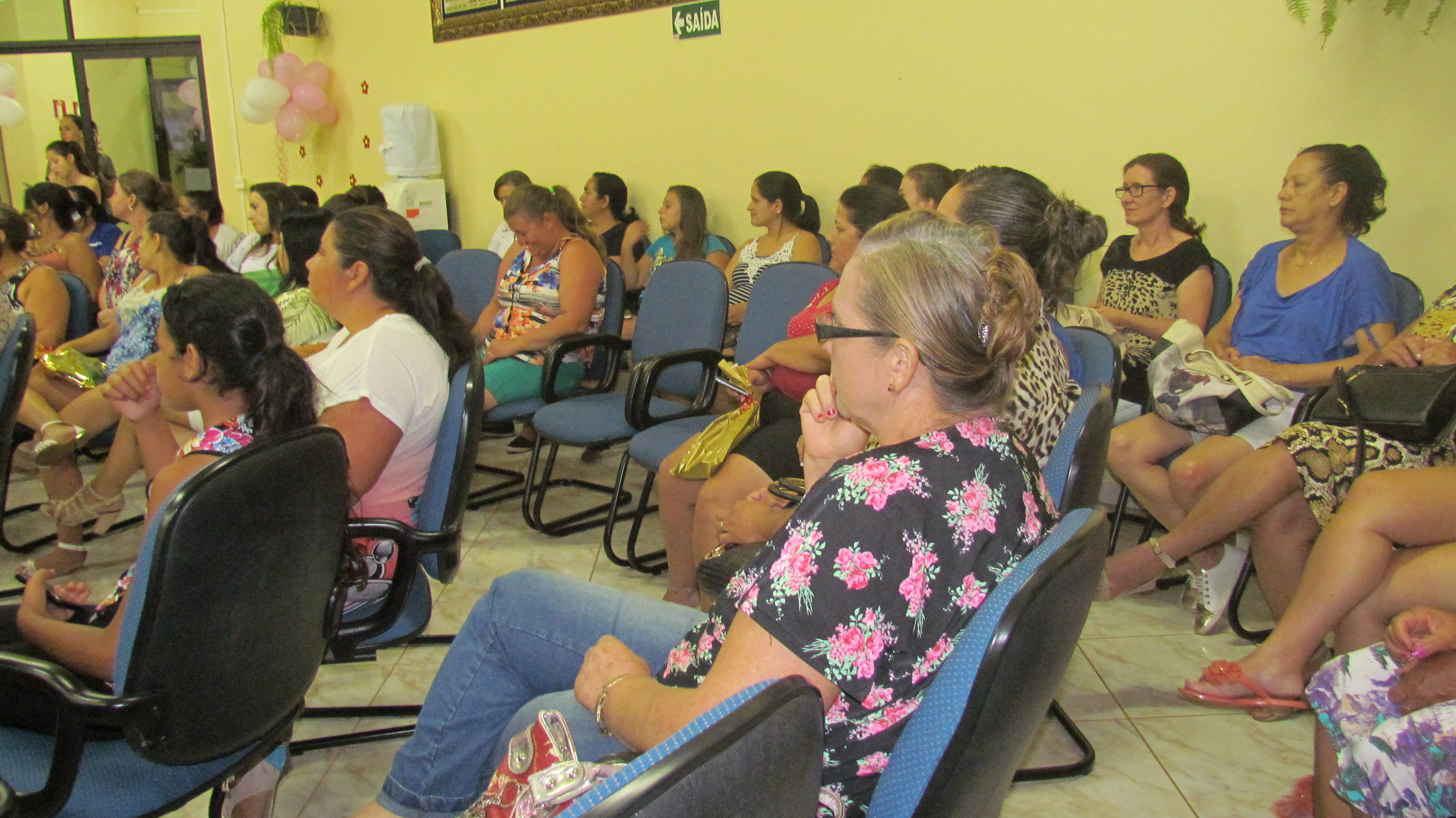 Mesa Redonda – Mulheres em Pauta