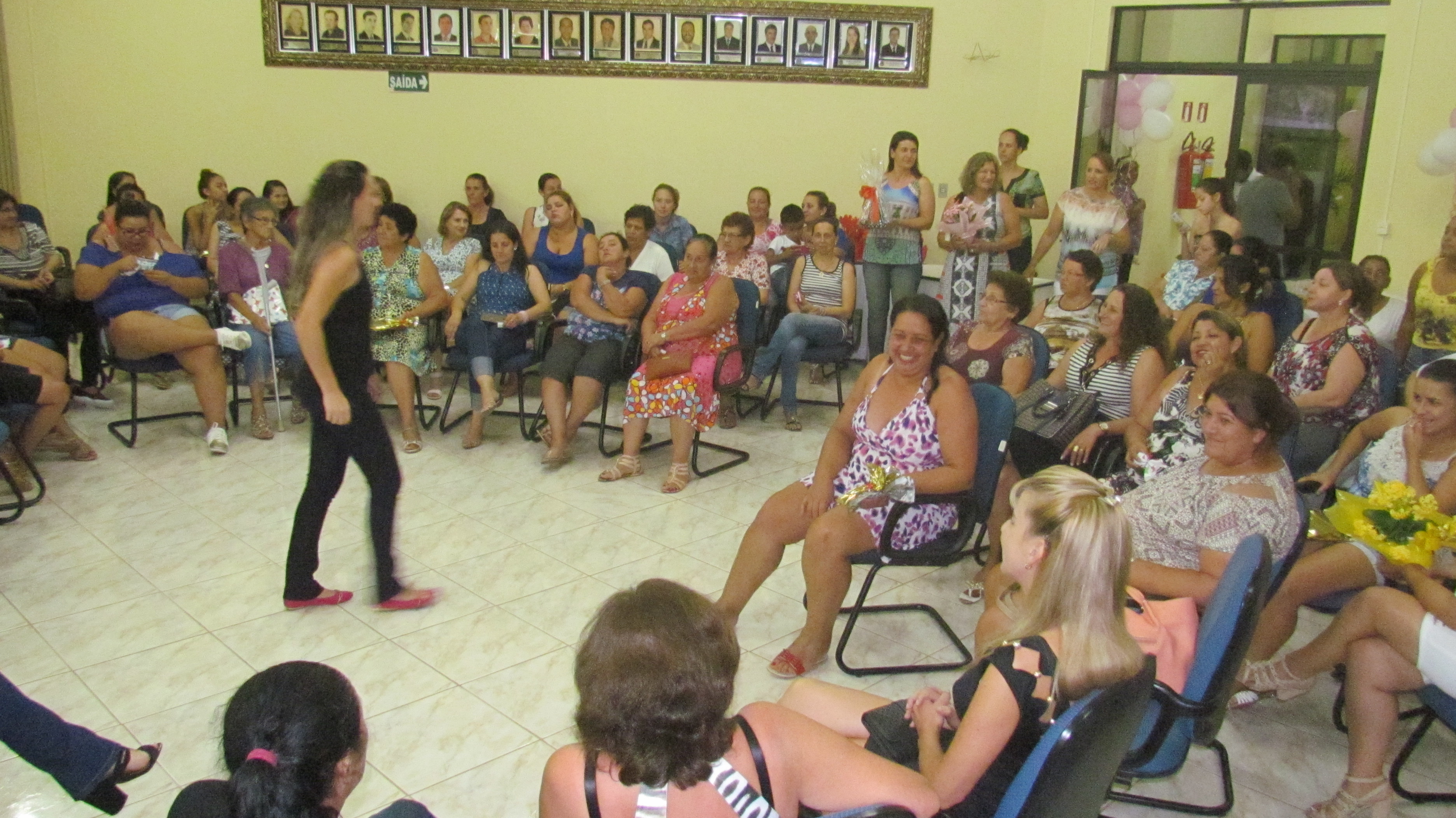 Mesa Redonda – Mulheres em Pauta