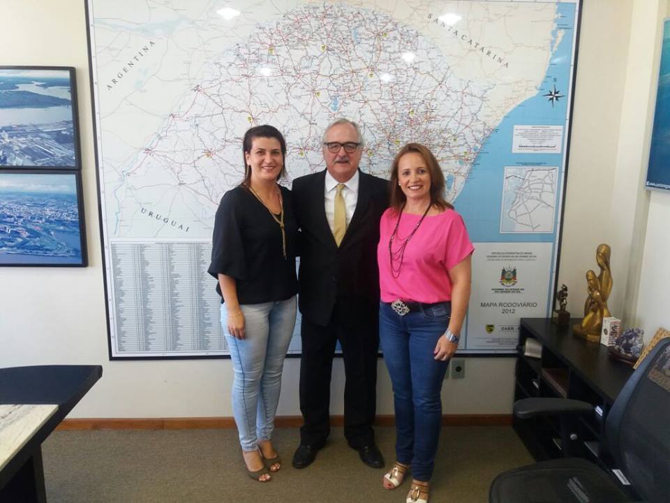 GOVERNADOR E SECRETARIO DE TRANSPORTE: Demandas do município são entregues em audiência