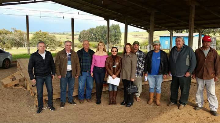 CONQUISTA: Presidente da Câmara prestigia entrega da área do Parque ao município