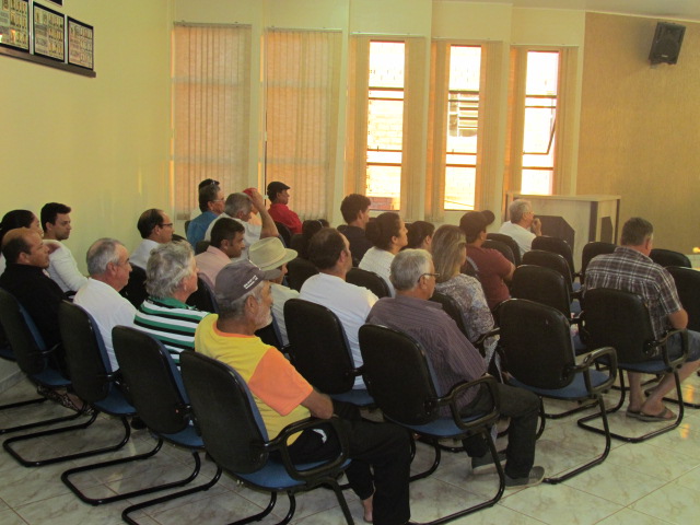 INVESTIMENTOS: Câmara autoriza Prefeitura a contratar operação de Crédito para Pavimentação e aquisição de maquinários