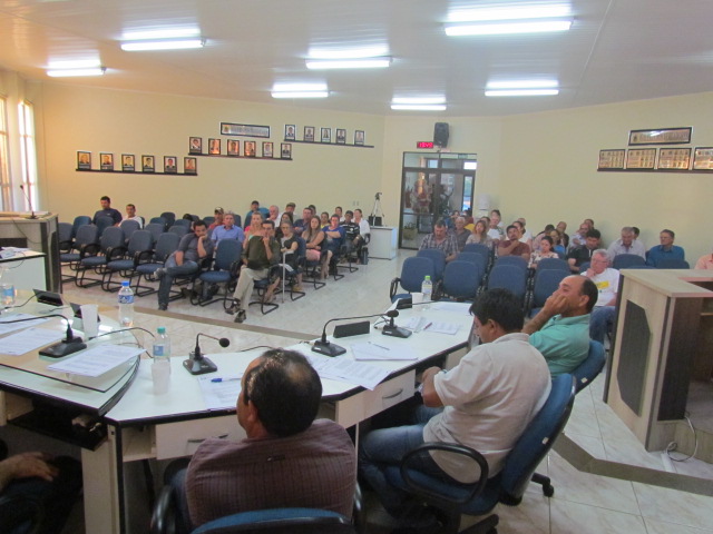 INVESTIMENTOS: Câmara autoriza Prefeitura a contratar operação de Crédito para Pavimentação e aquisição de maquinários