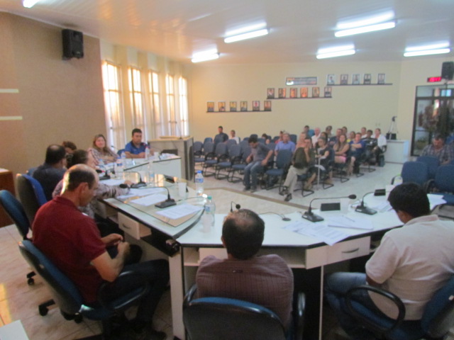 INVESTIMENTOS: Câmara autoriza Prefeitura a contratar operação de Crédito para Pavimentação e aquisição de maquinários