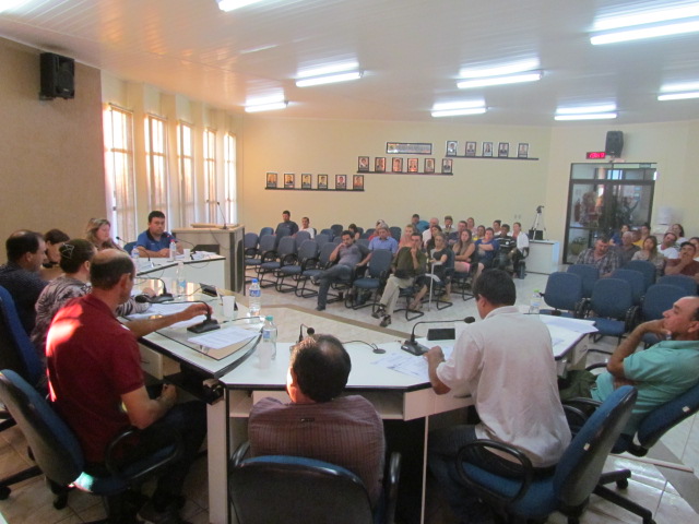 INVESTIMENTOS: Câmara autoriza Prefeitura a contratar operação de Crédito para Pavimentação e aquisição de maquinários