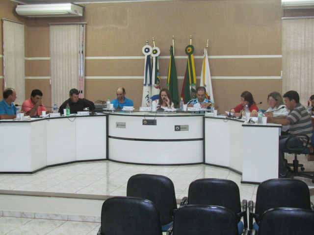 MESA DIRETORA: Vereador Joserino Demétrio (PTB) é eleito presidente para gestão 2018