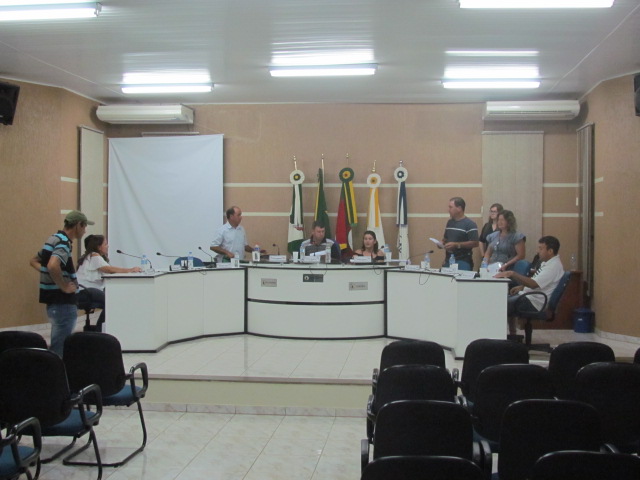 BENEFICIOS AOS ESTUDANTES: Câmara aprova quatros Projetos de Lei que beneficiará estudantes