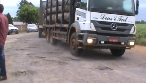 VRS-817 E OBRA ASFÁLTICA JACUIZINHO/TUNAS: Comunidade Regional Realiza Manifesto em pról de melhorias