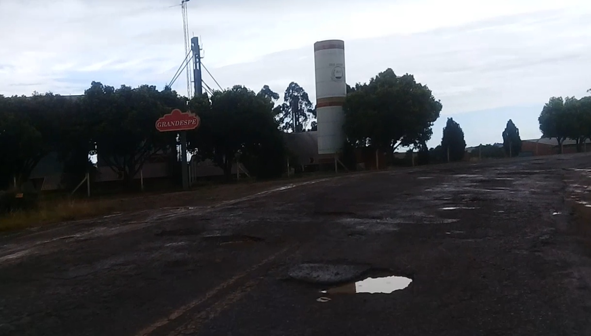 SITUAÇÃO DA VRS 817 E LIGAÇÃO ASFÁLTICA TUNAS/JACUIZINHO: Câmara de Vereadores, com apoio de prefeituras, Câmaras e entidades realizarão manifesto na segunda-feira, dia 11