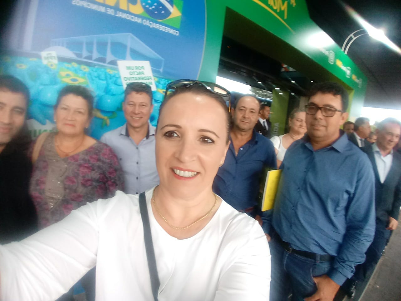 MARCHA A BRASILIA: Vereadores apresentam demandas a deputados e ministérios.