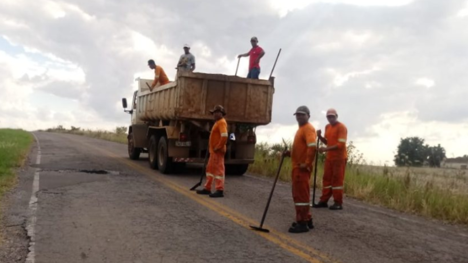 VRS 817: DAER inicia “Operação Tapa Buracos” de forma emergencial.