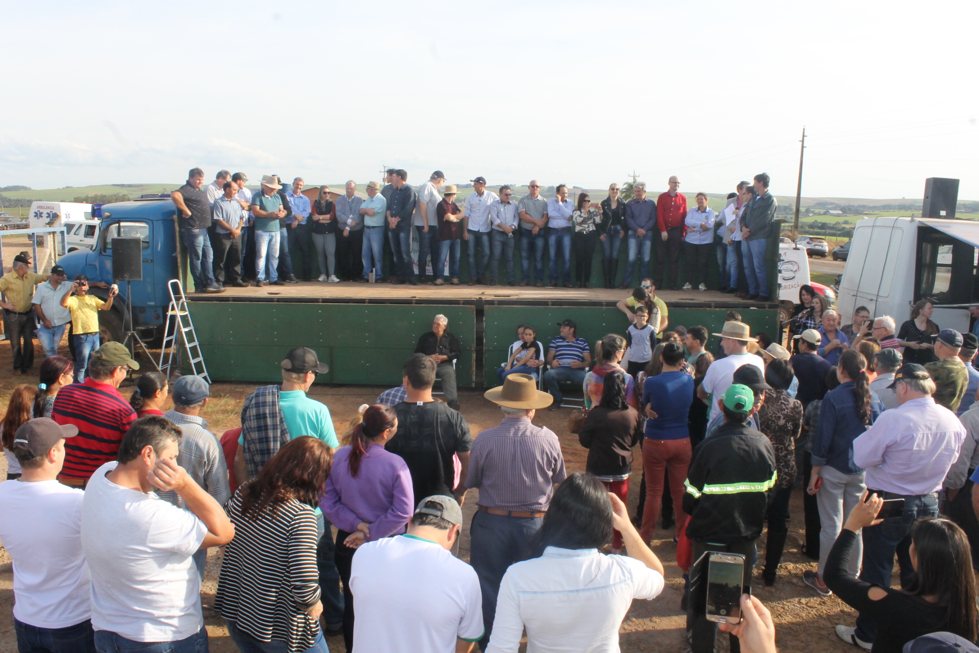 ASFALTO JÁ: Manifesto Pró-Asfalto Jacuizinho/Tunas (07/06/2019)