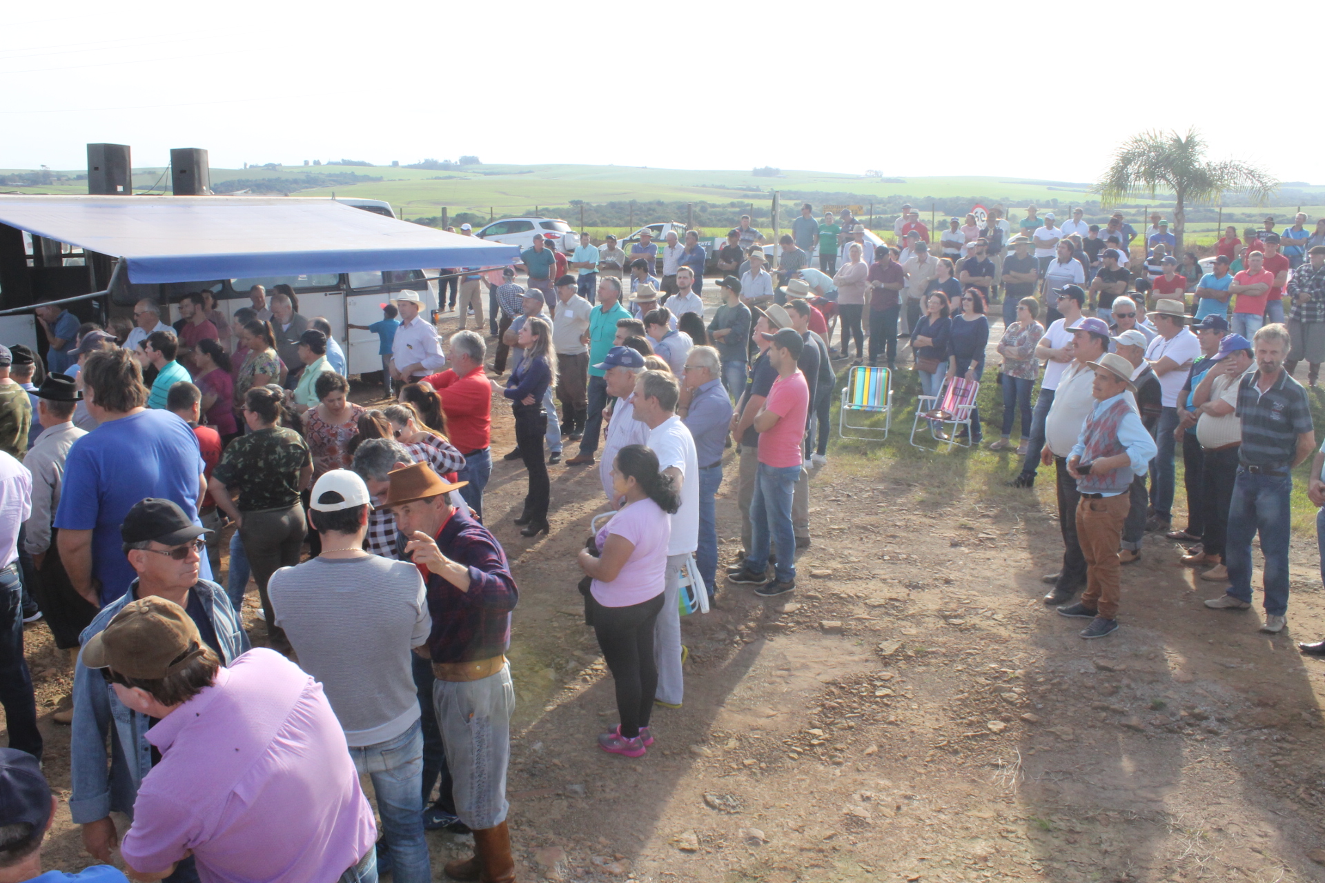 ASFALTO JÁ: Manifesto Pró-Asfalto Jacuizinho/Tunas (07/06/2019)