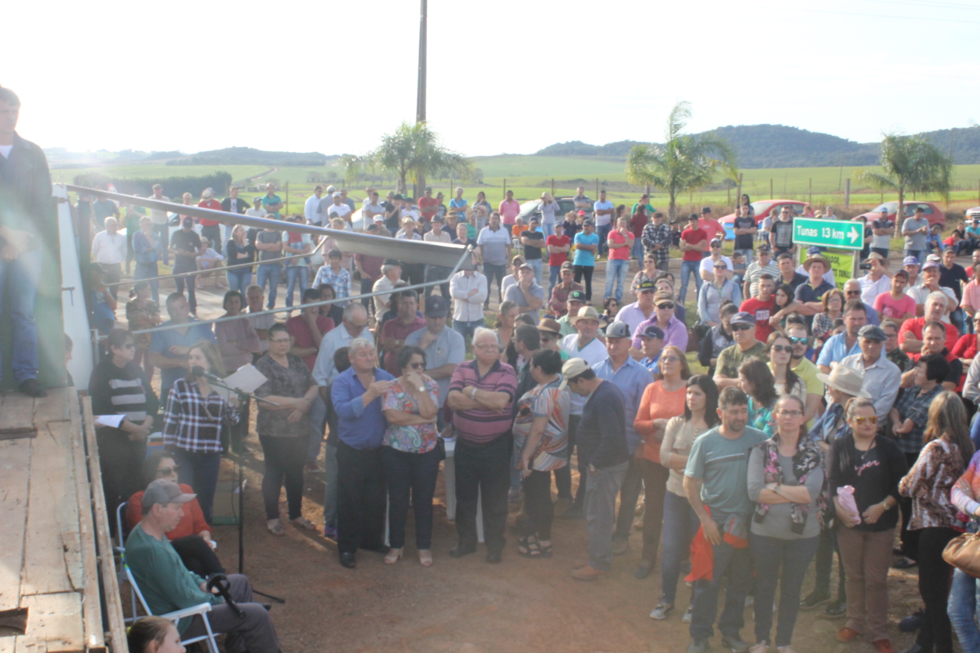 ASFALTO JÁ: Manifesto Pró-Asfalto Jacuizinho/Tunas (07/06/2019)