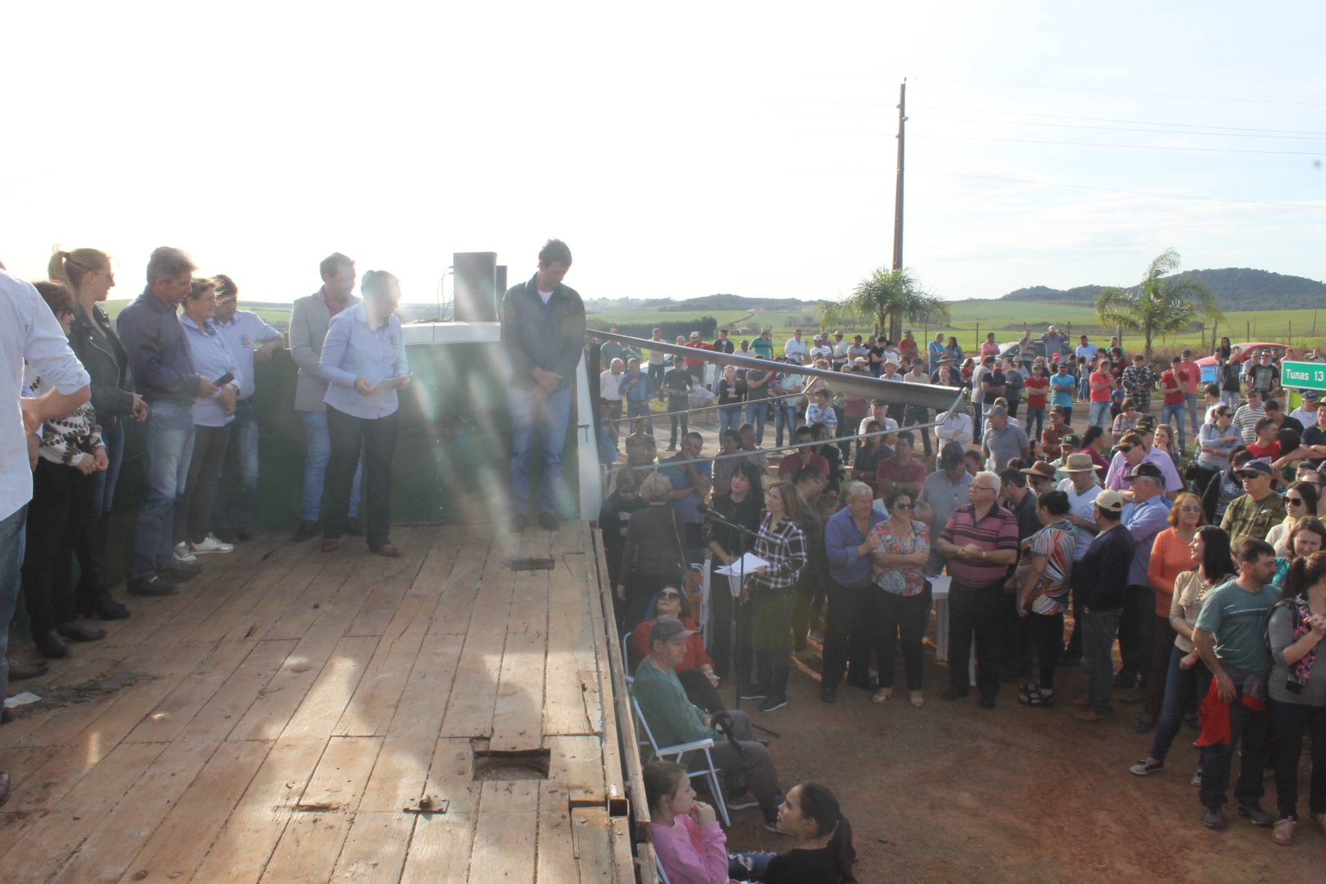 ASFALTO JÁ: Manifesto Pró-Asfalto Jacuizinho/Tunas (07/06/2019)