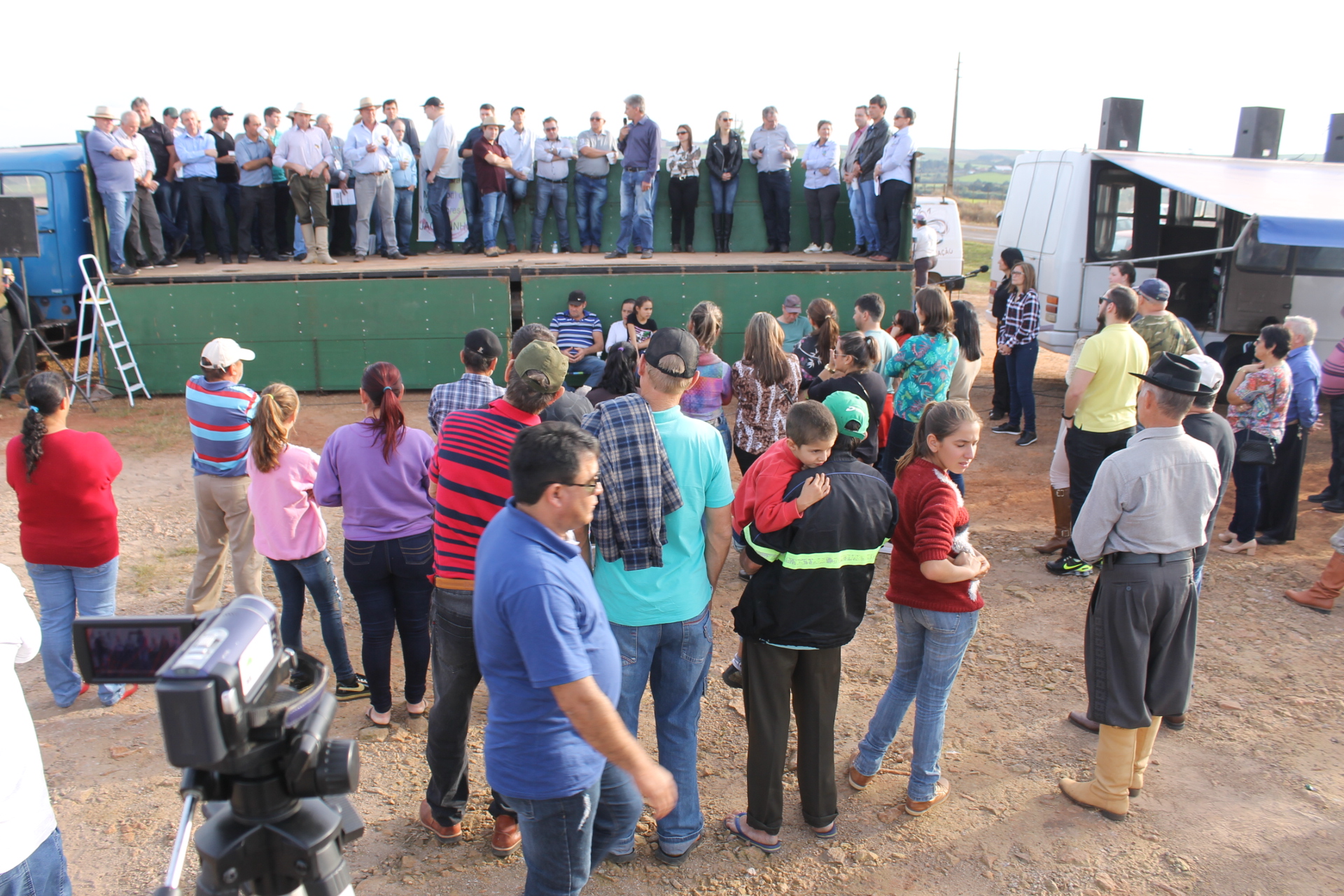 ASFALTO JÁ: Manifesto Pró-Asfalto Jacuizinho/Tunas (07/06/2019)
