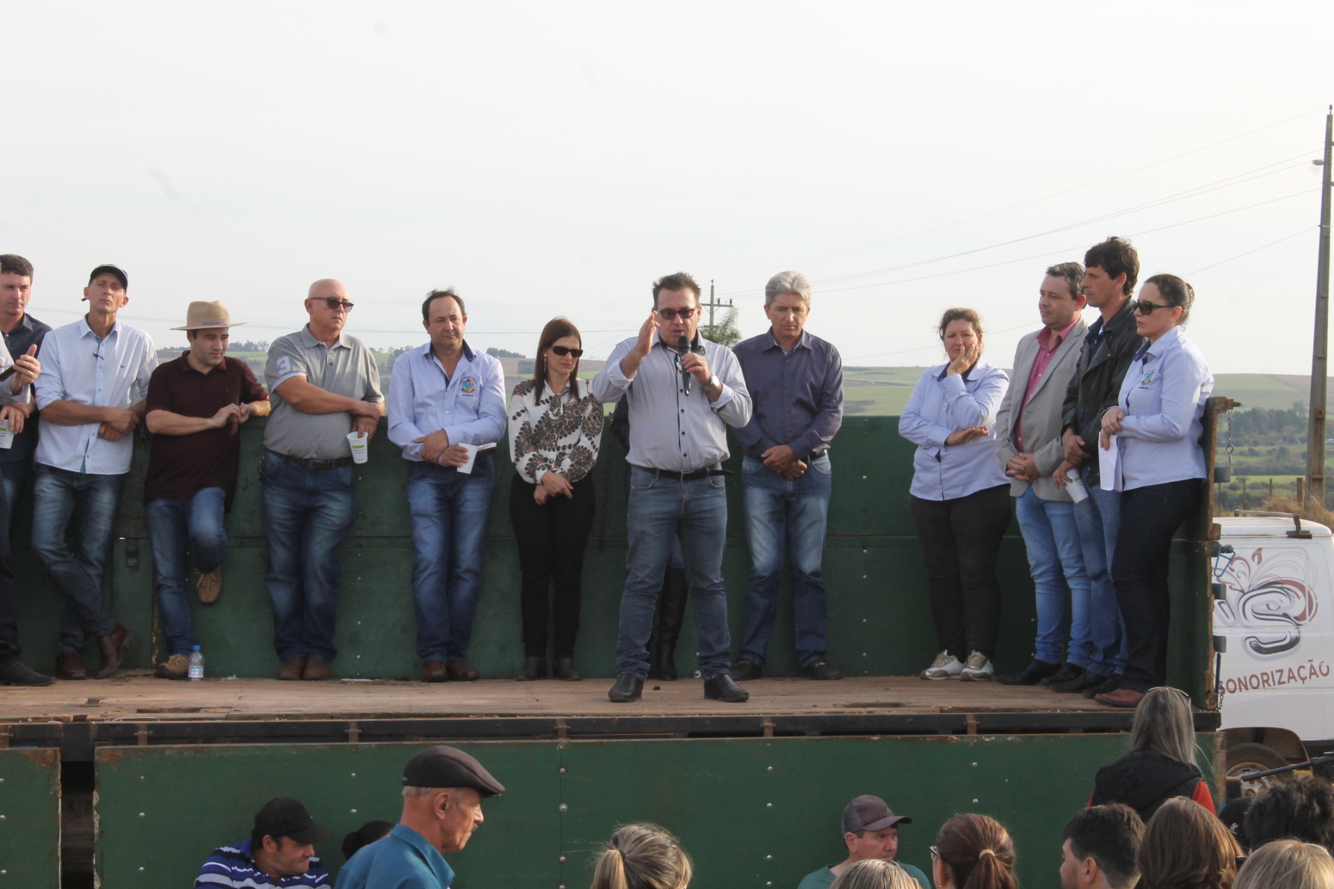 ASFALTO JÁ: Manifesto Pró-Asfalto Jacuizinho/Tunas (07/06/2019)