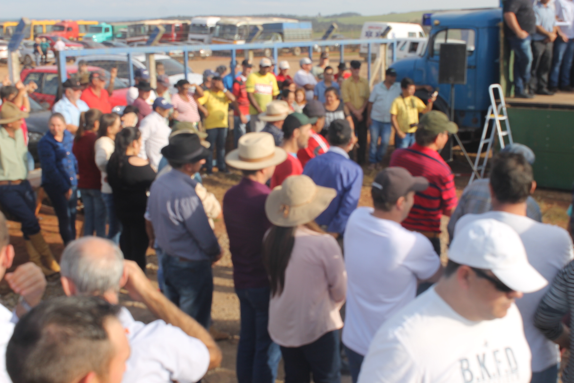 ASFALTO JÁ: Manifesto Pró-Asfalto Jacuizinho/Tunas (07/06/2019)