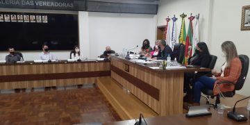 REUNIÃO: Presidente da Câmara participa de reunião de prestação de contas e planejamento da ASCAMAJA