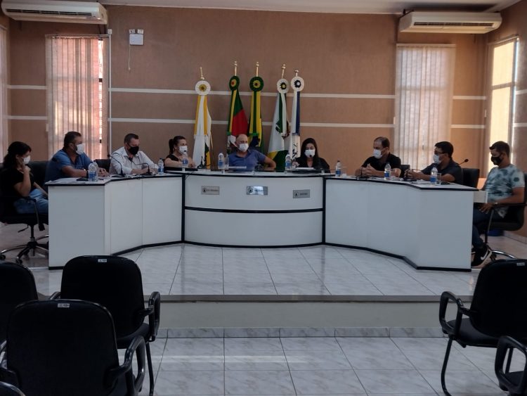 SESSÃO: Sessão Solene de instalação da Legislatura é realizada na Câmara.