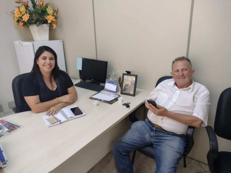 VAGAS DE EMPREGO: Presidente do Sindicato dos Metalúrgicos visita Câmara de Vereadores.