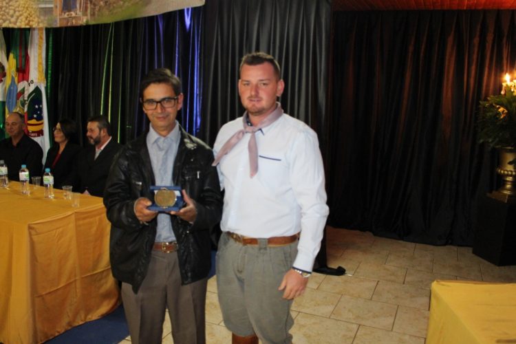 Homenagem as Comissões Emancipalistas e membros da 1ª gestão de Jacuizinho