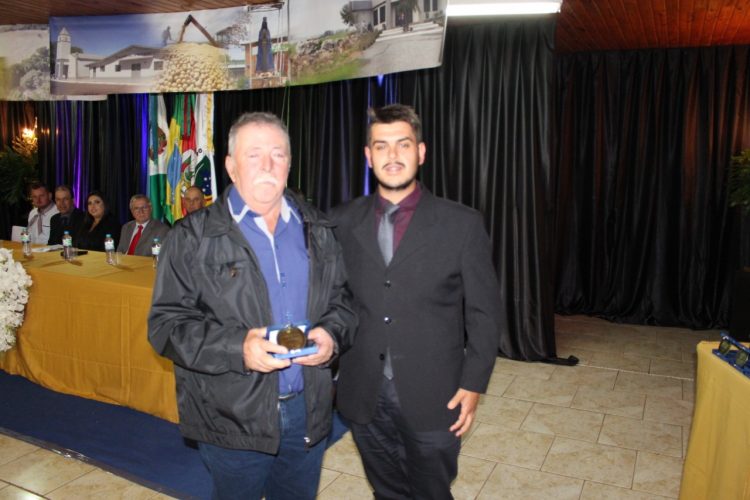 Homenagem as Comissões Emancipalistas e membros da 1ª gestão de Jacuizinho