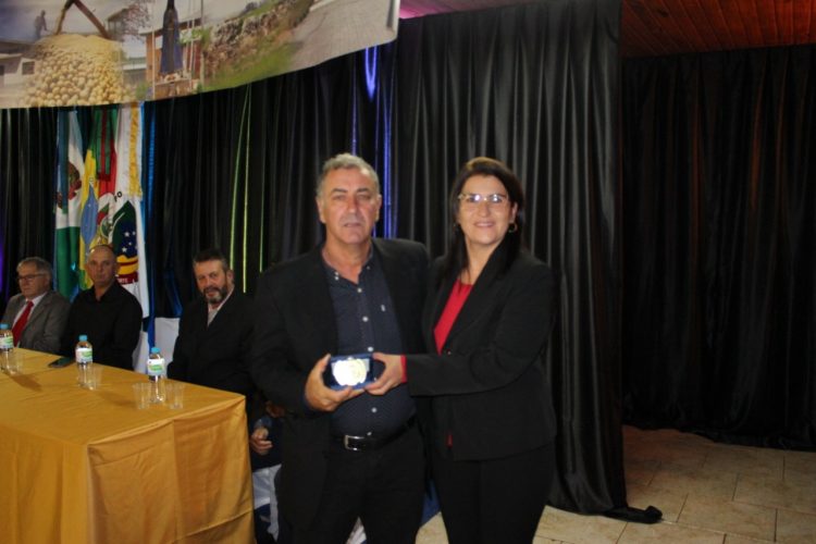 Homenagem as Comissões Emancipalistas e membros da 1ª gestão de Jacuizinho