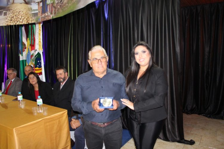 Homenagem as Comissões Emancipalistas e membros da 1ª gestão de Jacuizinho