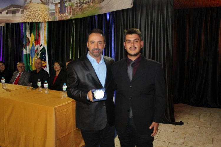 Homenagem as Comissões Emancipalistas e membros da 1ª gestão de Jacuizinho