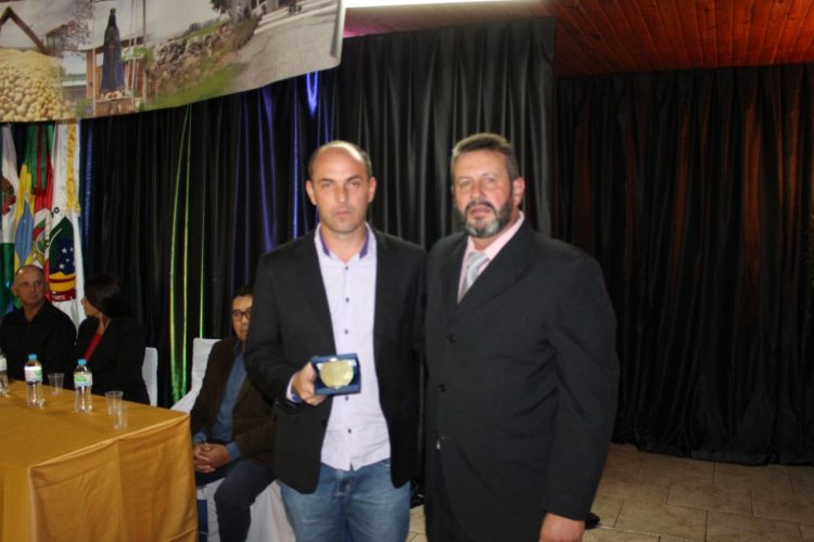 Homenagem as Comissões Emancipalistas e membros da 1ª gestão de Jacuizinho