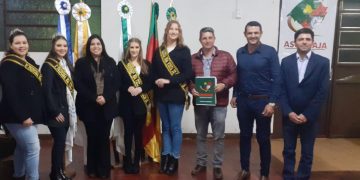 REPRESENTAÇÃO POLITICA: Vereadores participam da Assembleia Geral da ASCAMAJA