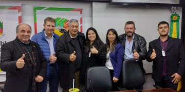 PROJETO DA CLASSIFICAÇÃO DO TABACO: Vereadores acompanham votação de Projeto na Assembleia Legislativa.
