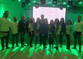 JOVENS ASSOCIADOS: Vereadores participam de reunião de apresentação do Projeto em Espumoso.