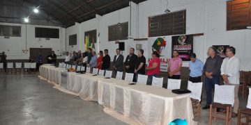 REPRESENTAÇÃO: Vereadores participam da Assembleia Geral da Associação das Câmaras de Vereadores.
