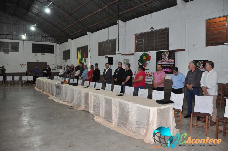 REPRESENTAÇÃO: Vereadores participam da Assembleia Geral da Associação das Câmaras de Vereadores.