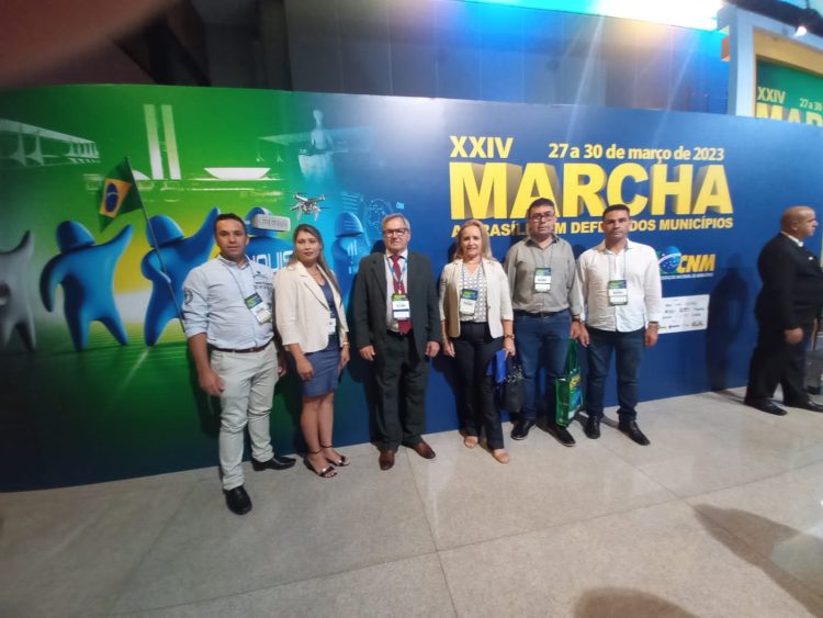XXIV MARCHA A BRASÍLIA EM DEFESA DOS MUNICÍPIOS: Vereadores retornam otimistas do evento.