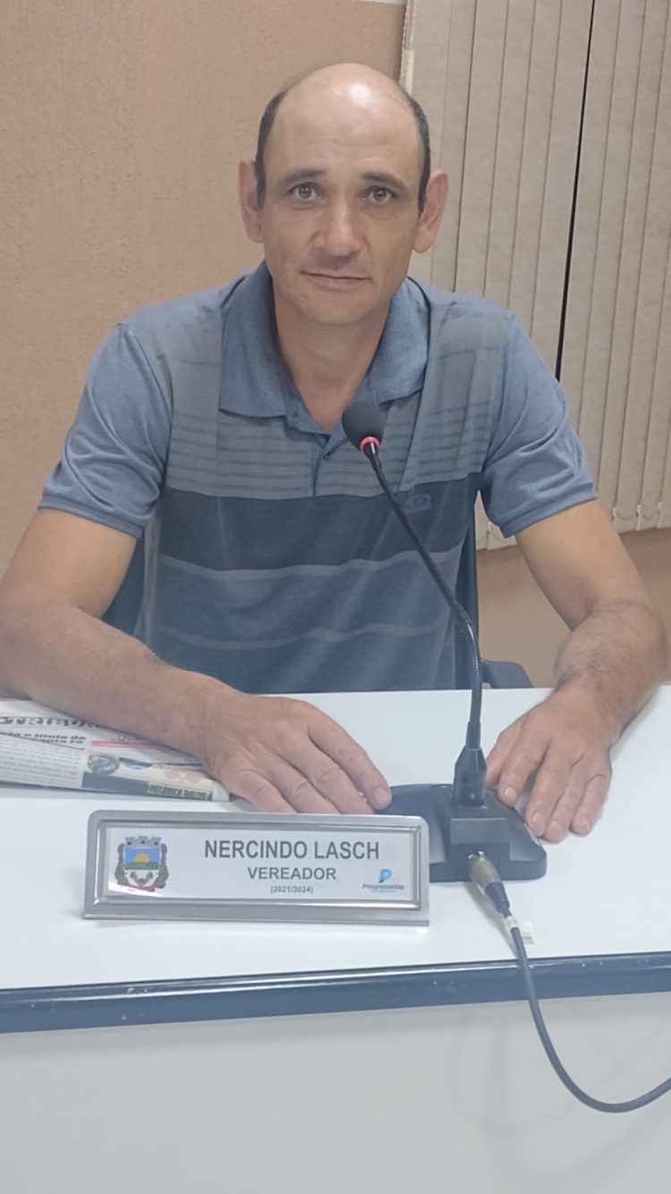 RETORNO AO LEGISLATIVO: Nercindo Lasch reassume vaga no legislativo