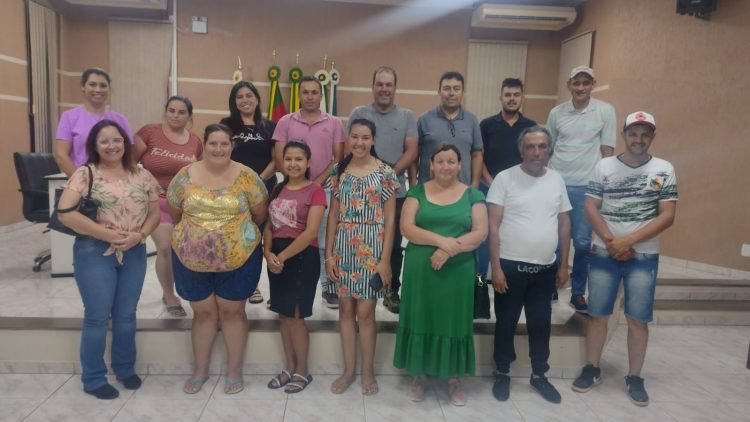 GERAÇÃO DE EMPREGO E RENDA: Câmara aprova pagamento de Auxílio Transporte a trabalhadores.