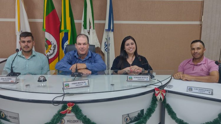 MESA DIRETORA: Fábio Mocelin é eleito presidente para gestão 2024