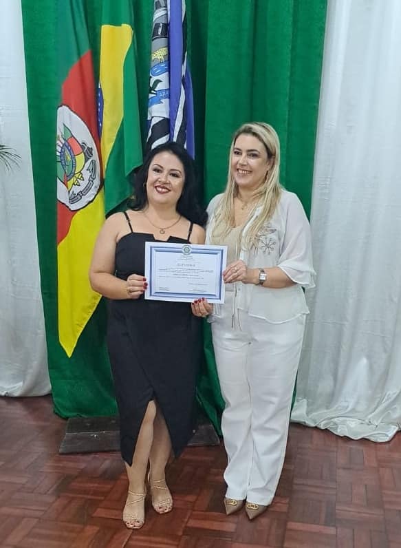 JUSTIÇA ELEITORAL: Vereadores eleitos são diplomados.