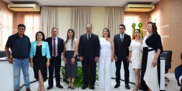 LEGISLATURA 2025/2028: Eleitos são empossados. Marisane de Matos Brandão é eleita presidente da Câmara de Vereadores.