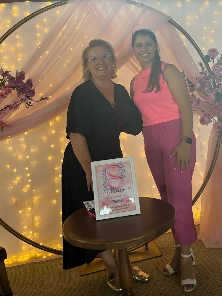 DIA DA MULHER: Legislativo se faz presente no evento.