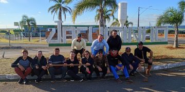 TREVO DE ACESSO: Câmara de Vereadores adota canteiro do trevo de acesso à cidade