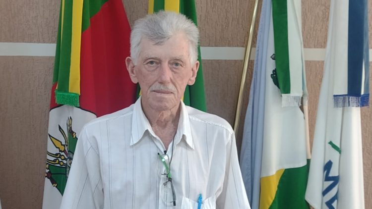 VEREADOR IDOSO POR UM DIA: Sessão Especial dará posse aos integrantes do projeto