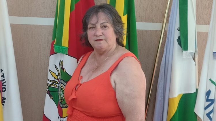 VEREADOR IDOSO POR UM DIA: Sessão Especial dará posse aos integrantes do projeto