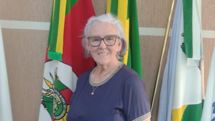 VEREADOR IDOSO POR UM DIA: Sessão Especial dará posse aos integrantes do projeto