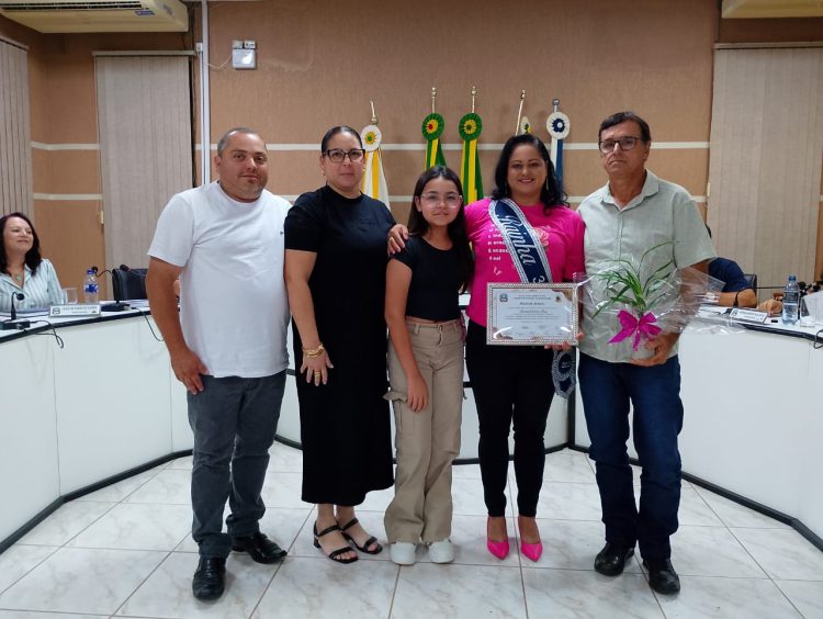 MOÇÃO DE APLAUSOS: Legislativo homenagea as trabalhadoras rurais Rosimere Guerreiro Bugs e Fátima Sisnandes Pereira